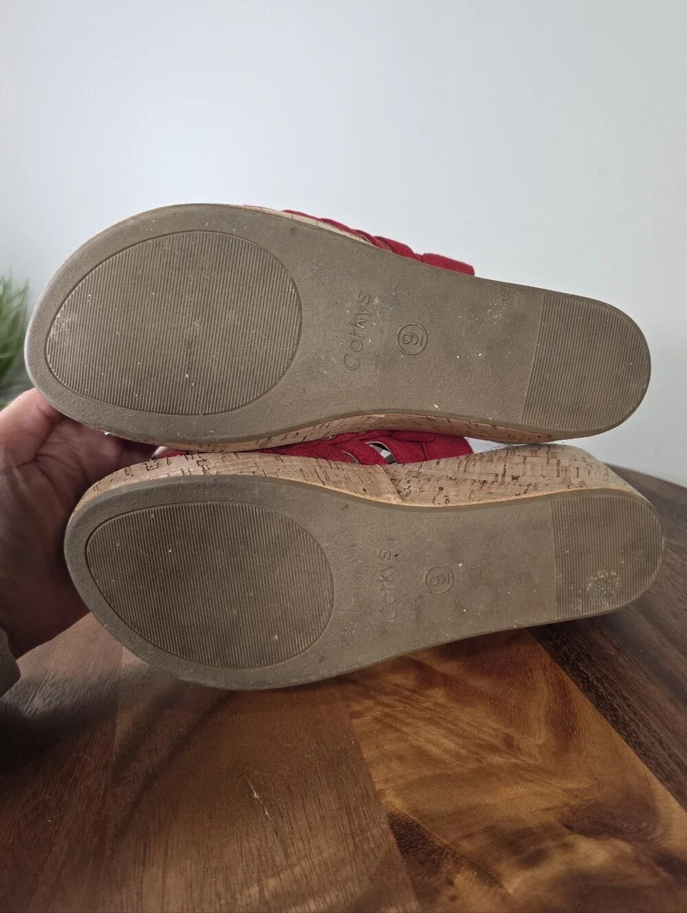 Corkys Oopsie Daisey Red Faux Suede Cork Wedge Sandals Size 9